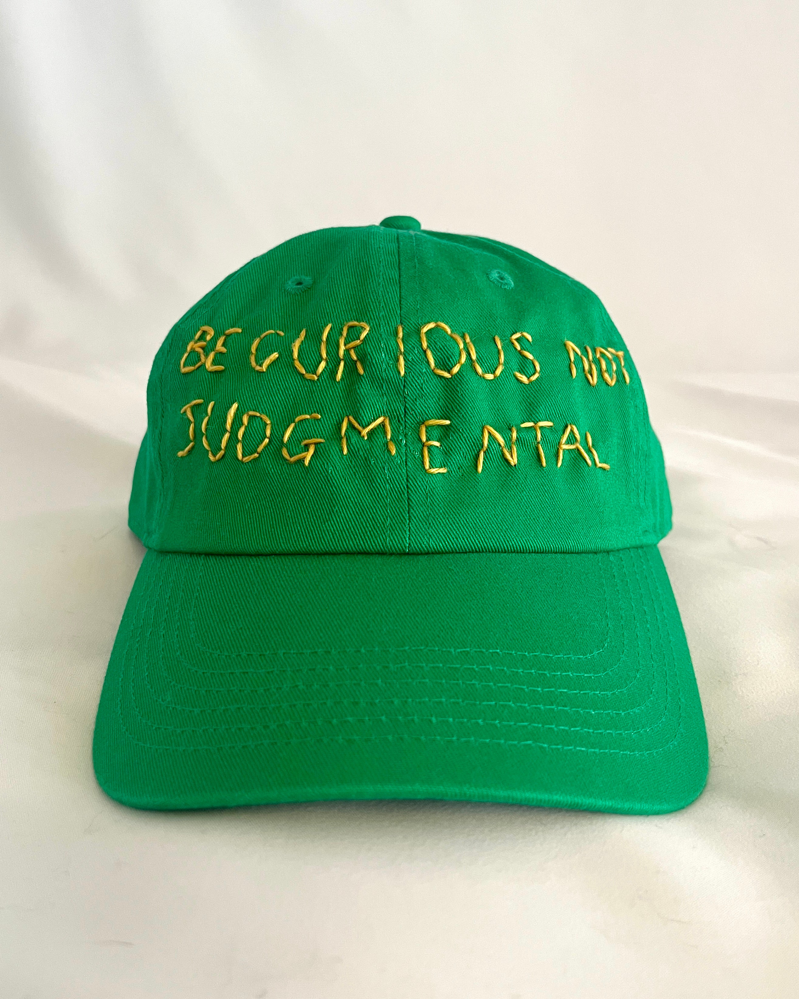 CAP　"CURIOUS"刺繍