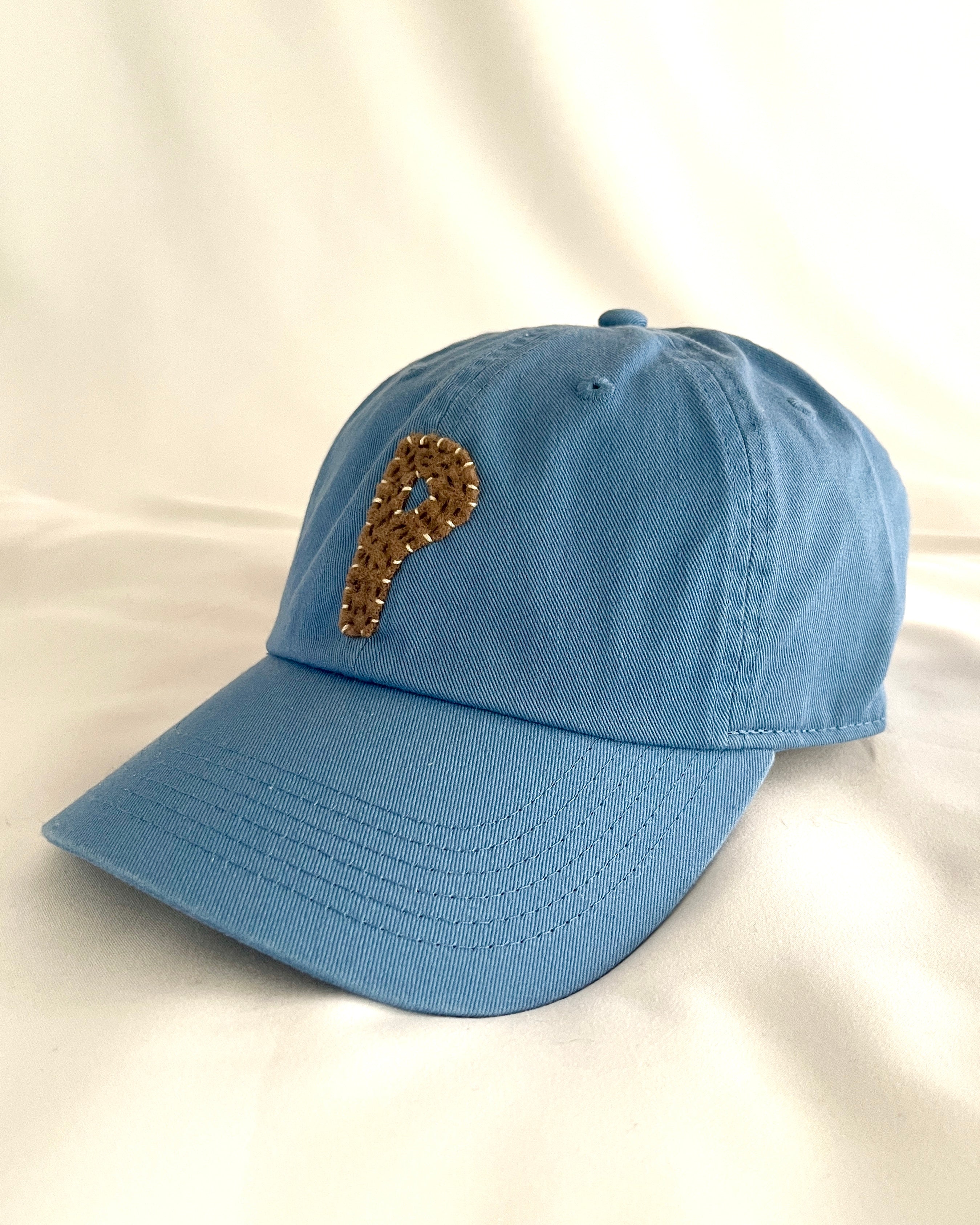 CAP "P"applique