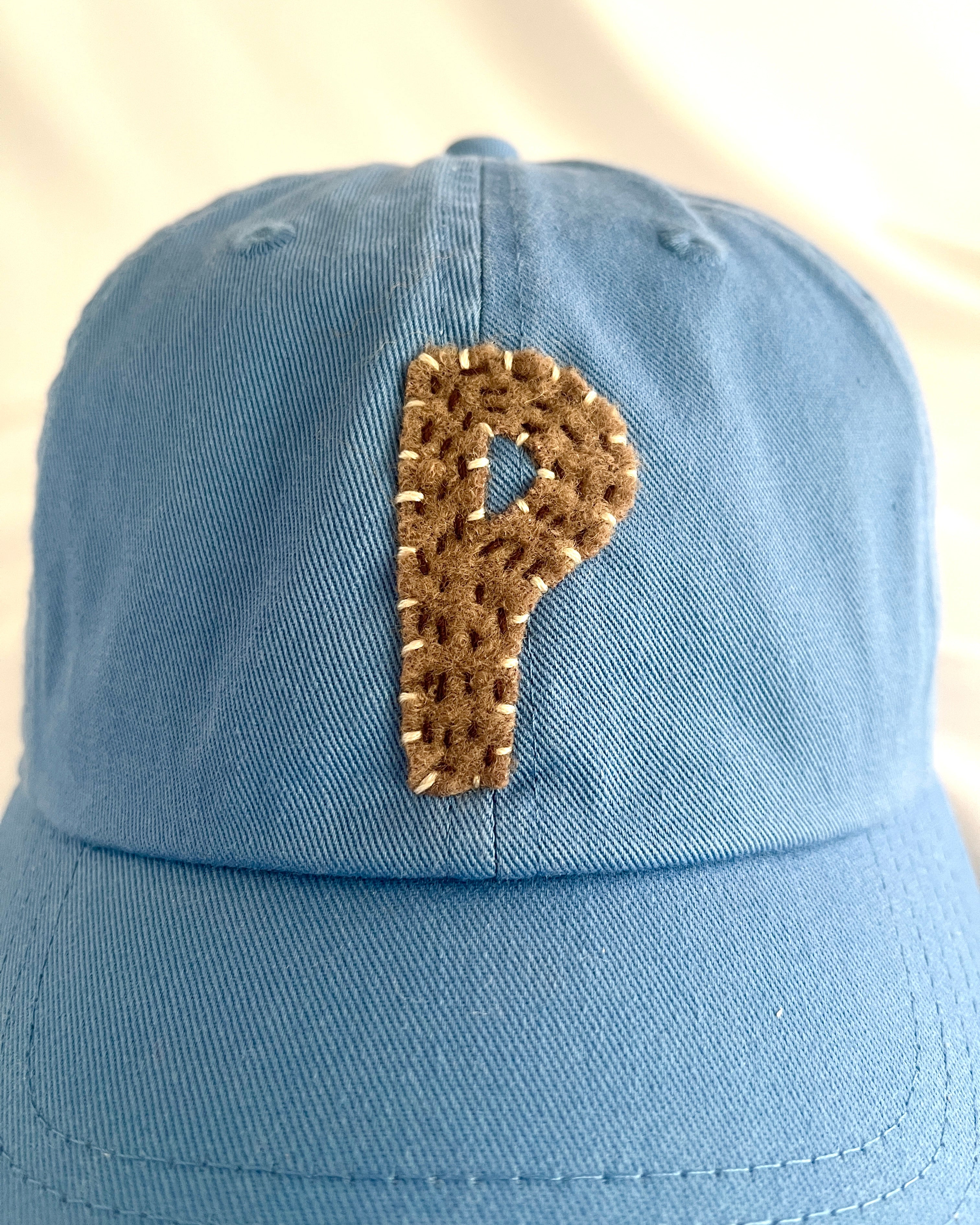 CAP "P"applique