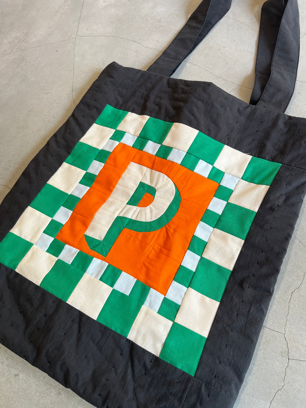 P トートBAG チャコール