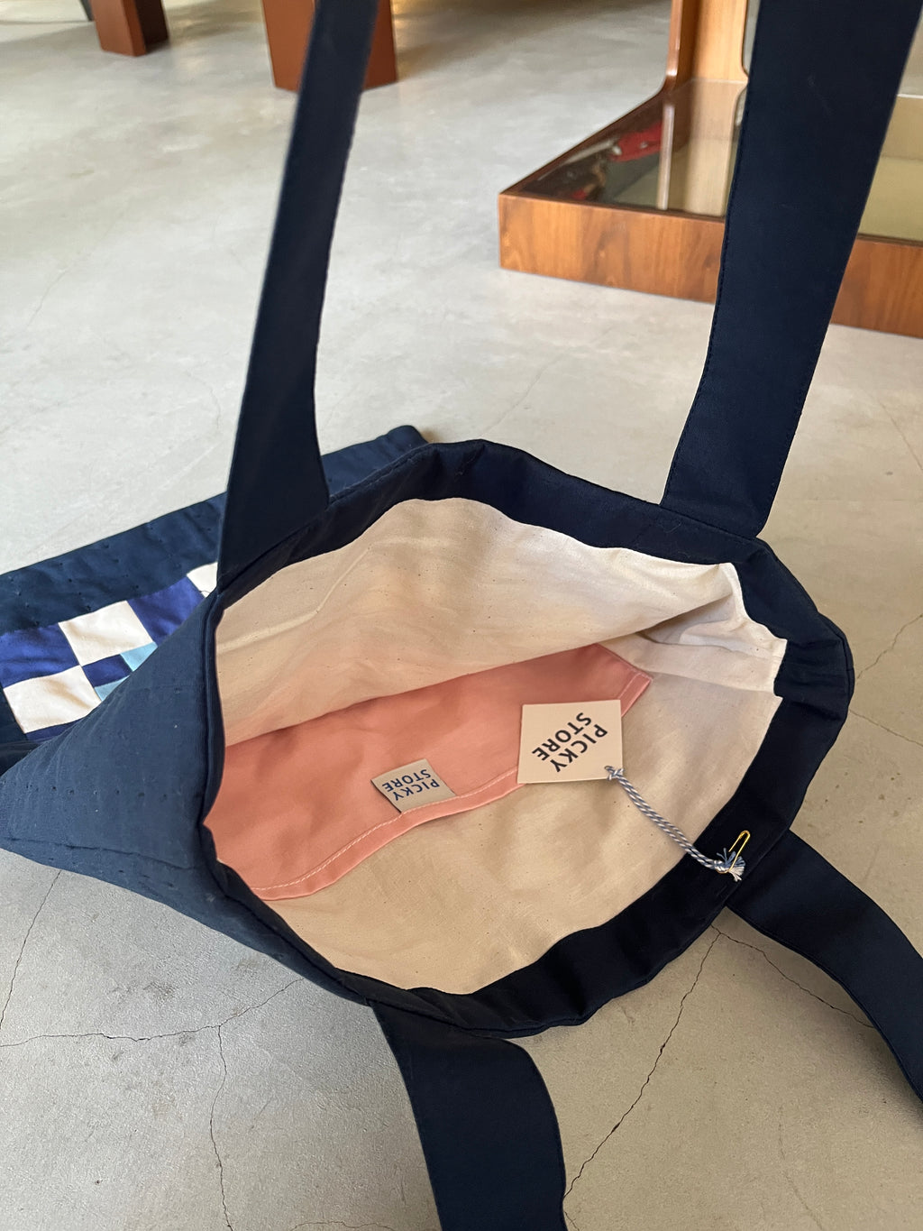 P トートBAG　ネイビー